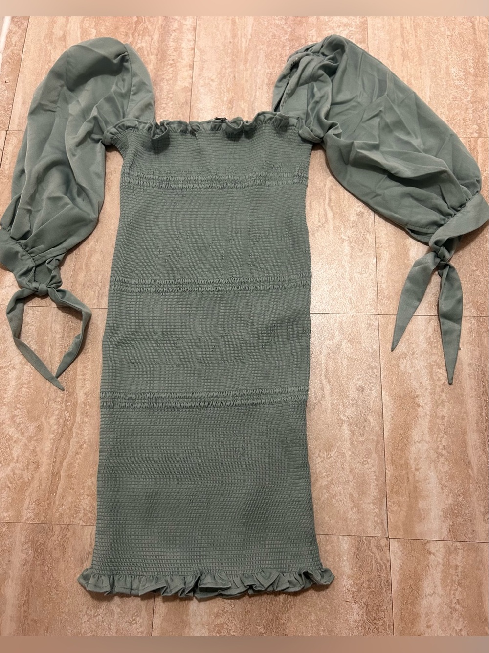 Dress - Picture 3 of 11